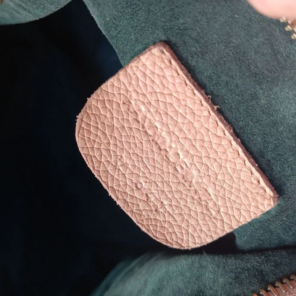 Barry Kieselstein- Cord Camel‎ Leather HOBO with Signature Frog Flawed